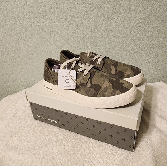 NIB Men's Sun + Stone Kiva Lace-up Sneakers. Size 10M. Camo - Picture 2 of 14